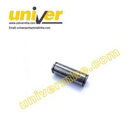 1568271: Steering link pin for Hyster Forklift